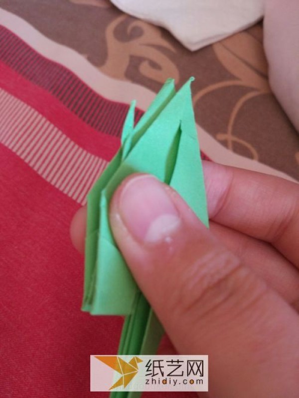 What should I do if I don’t know how to make origami cranes? This detailed tutorial can save you