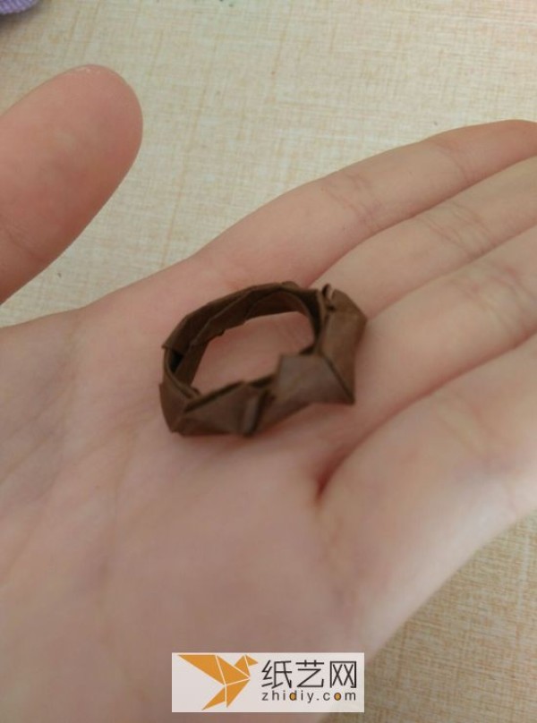 Origami heart-shaped rings are the perfect Valentine’s Day gift