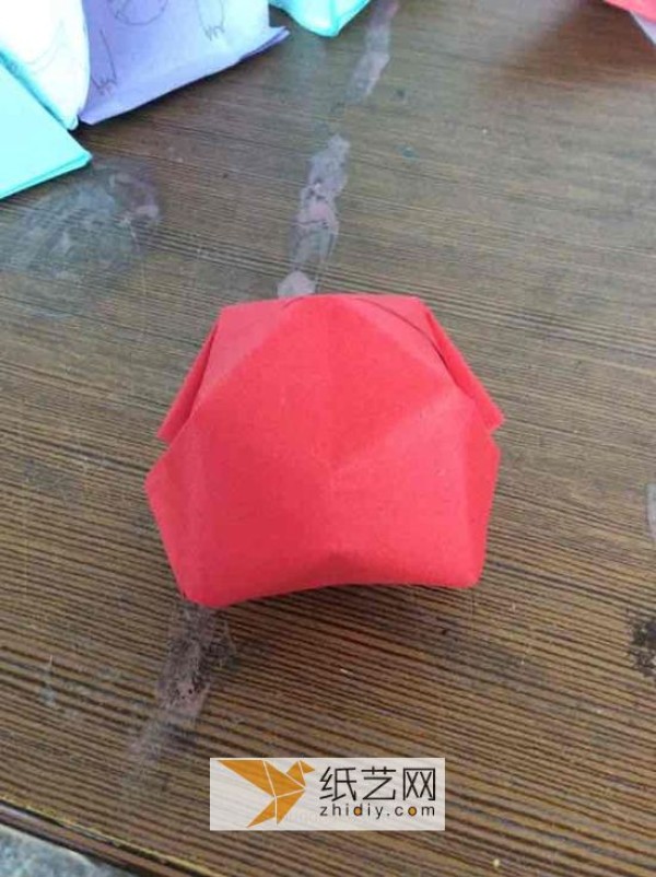 Tutorial for children to make their own handmade origami lanterns for Lantern Festival