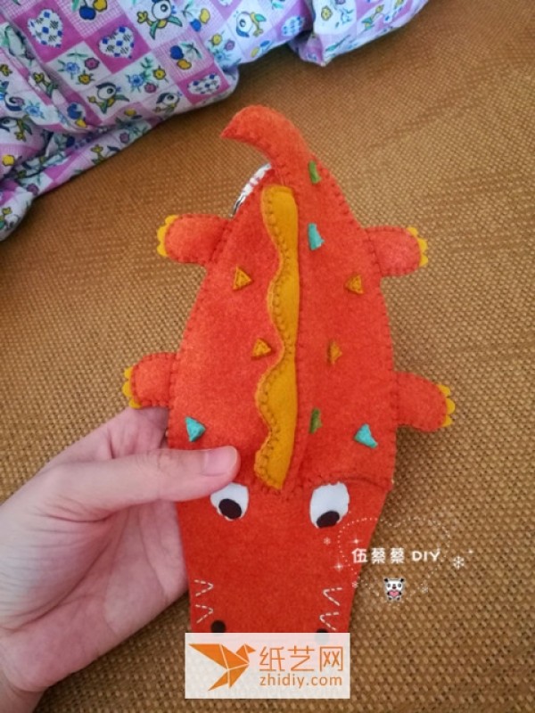 Cute non-woven crocodile pen bag Christmas gift making tutorial