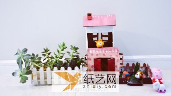 Turn express boxes into treasure to make DIY cabin Children’s Day gifts