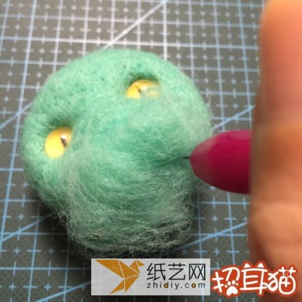 Wool felt handmade illustrated tutorial teaches you how to make a wool felt kitten (translated)