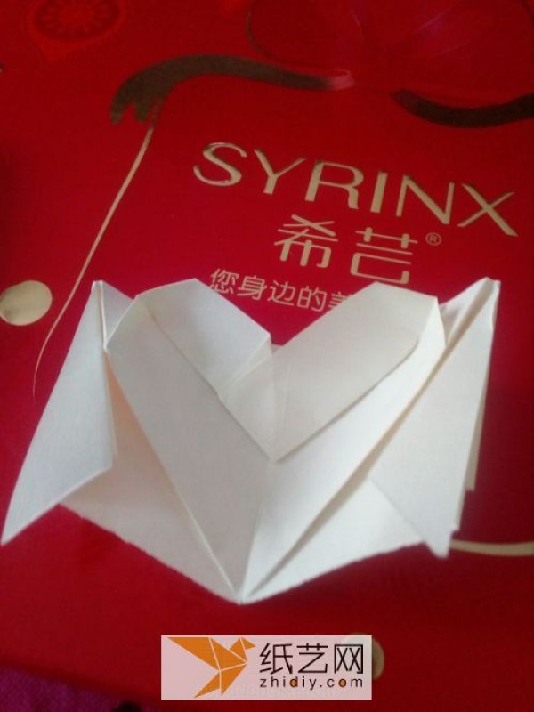 520 Valentine’s Day Handmade Three-dimensional Origami Heart with Wings Illustrated Tutorial