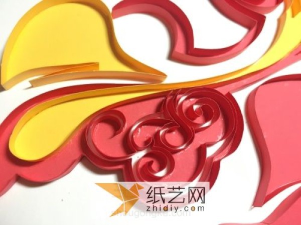 Teach you how to use quilling paper to make New Year blessing characters