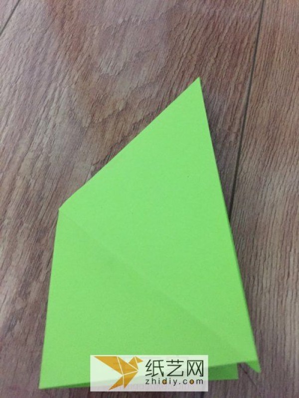 Classic origami is indispensable without the origami paper crane