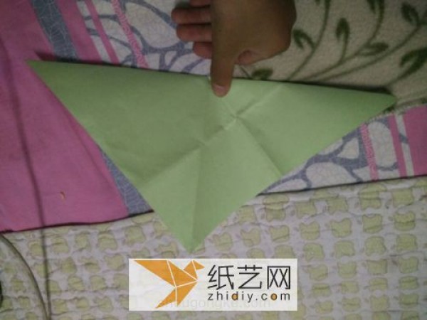 How to make origami heart decoration on Valentines Day greeting card