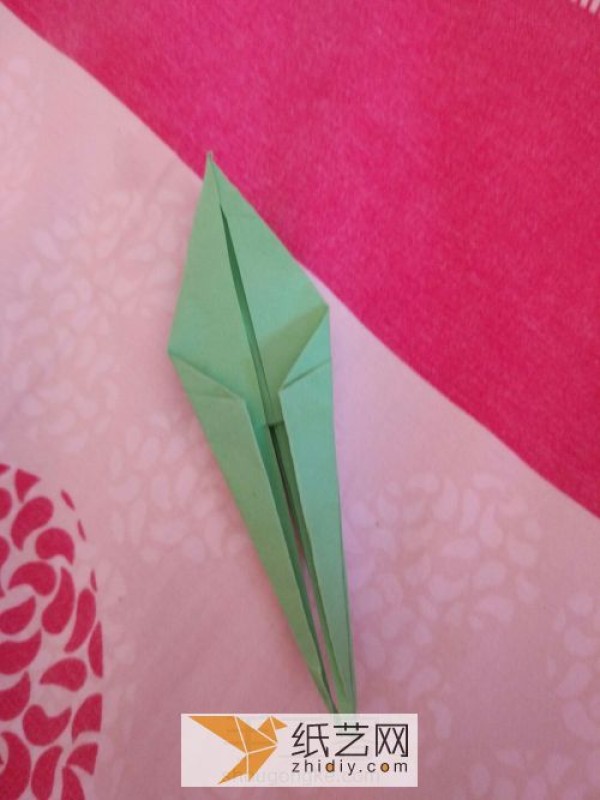 What should I do if I don’t know how to make origami cranes? This detailed tutorial can save you