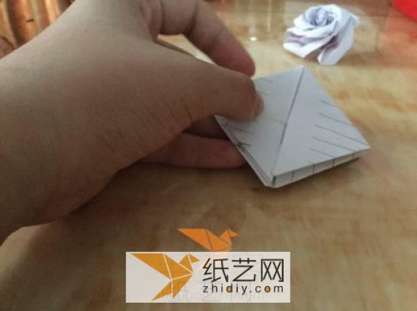 Want a different origami rose? You can learn how to make origami roses during Chinese Valentines Day.