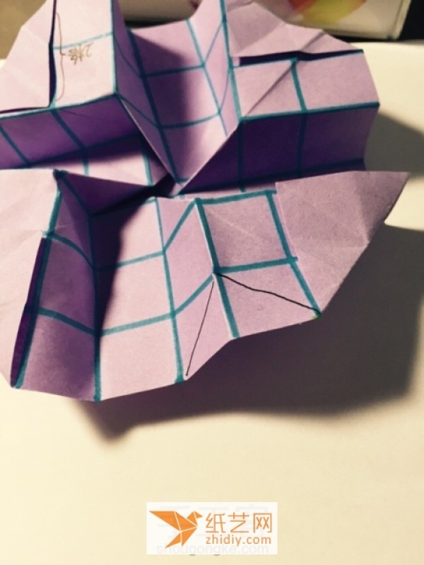 Detailed step-by-step tutorial on making Kawasaki rose origami