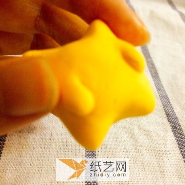 Pikachu key chain made of ultra-light clay Pokemon is eternal love