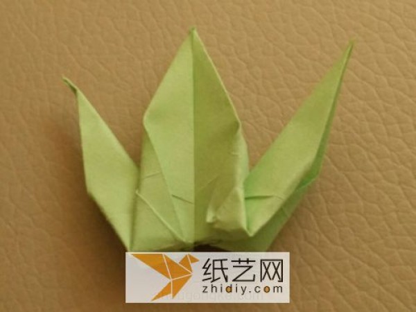 Origami DIY Valentine’s Day gift for Chinese Valentine’s Day – Origami Paper Crane