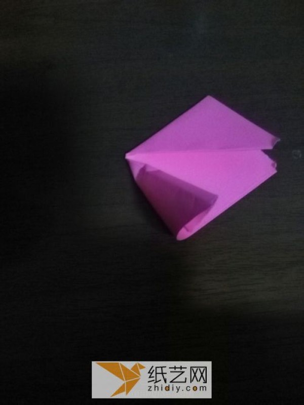 A simple and classic way to make origami cherry blossoms, a small decoration for Mother’s Day gifts