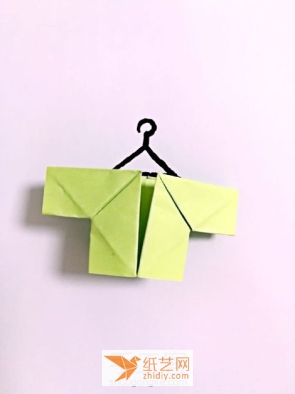 Simple origami clothes making tutorial for children