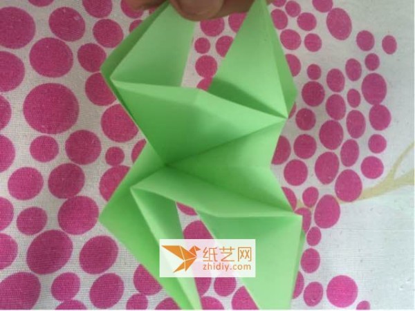 Simple Origami Pyramid Making Tutorial for Kids