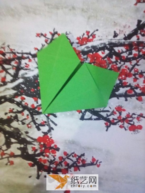 Awesome! This is the most beautiful origami 3D flower ball I have ever seen!