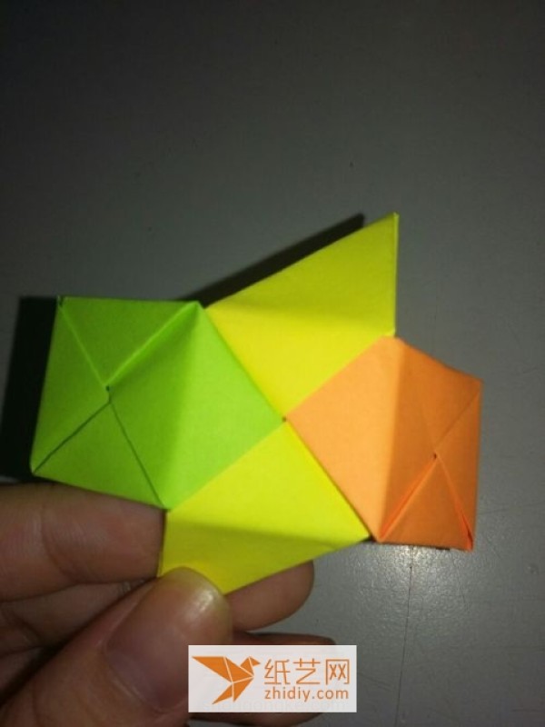 Teach you how to make colorful origami cubes