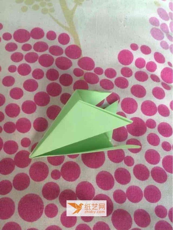 Simple Origami Pyramid Making Tutorial for Kids