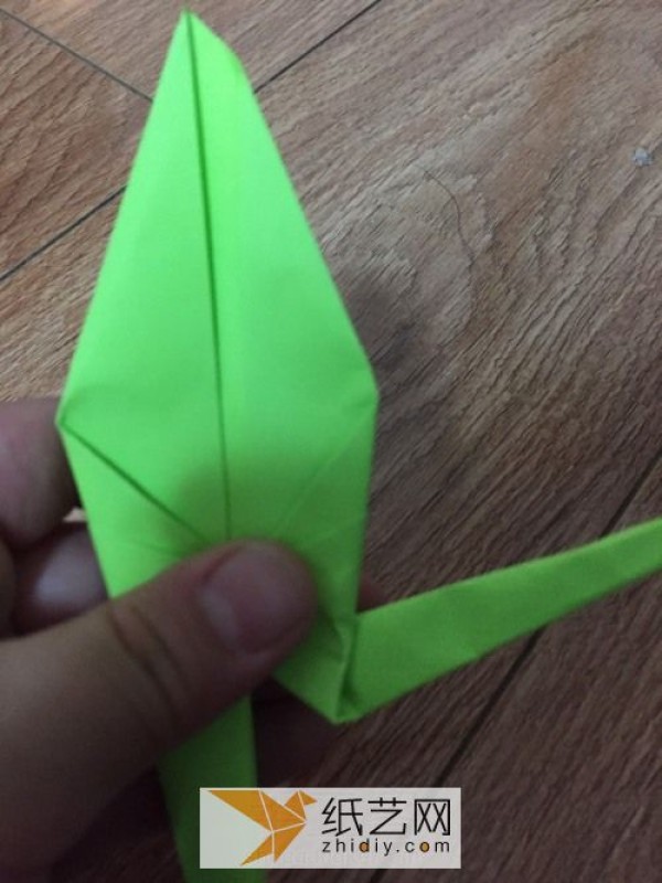 Classic origami is indispensable without the origami paper crane