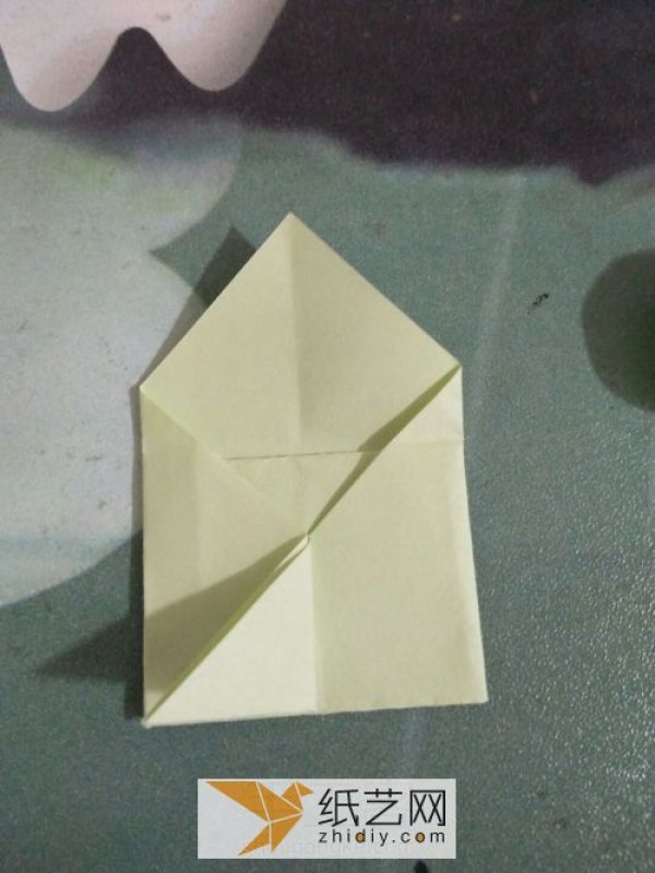 Origami Diamond Envelope Illustrated Tutorial. Actual pictures teach you step by step origami envelope.