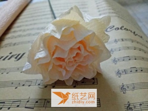 Tutorial on how to make paper roses made of crepe paper, very beautiful bouquets