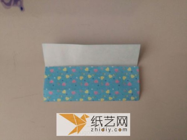 A novel way to make origami boxes. Gift wrapping boxes can also be made in this way.