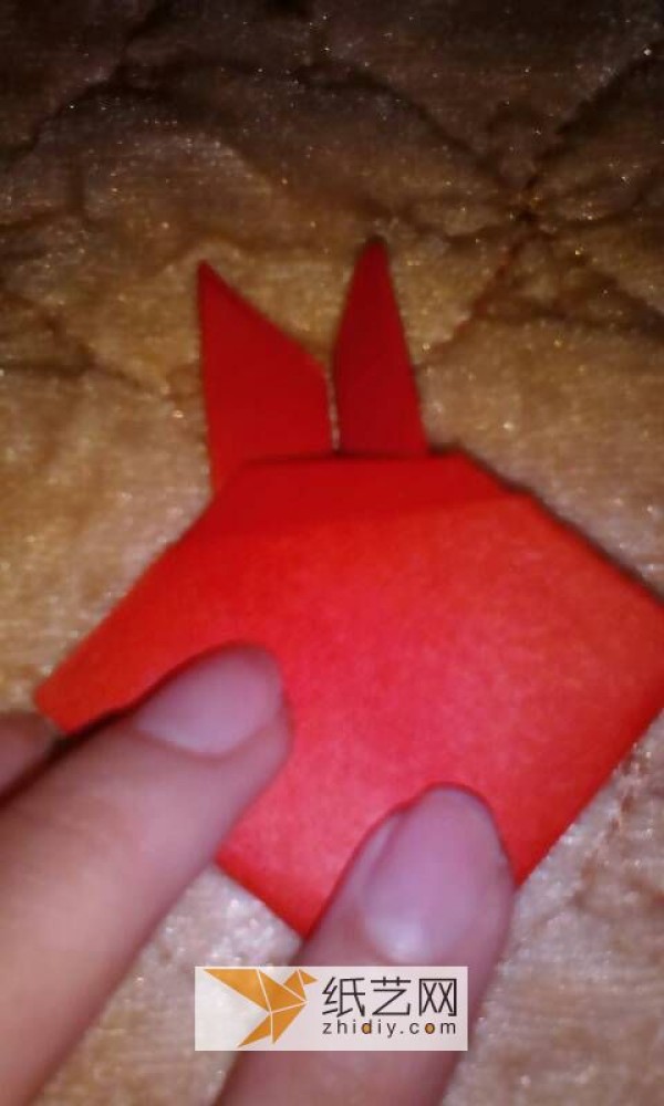 How to make a handmade origami bunny for children, a new member of the animal origami collection