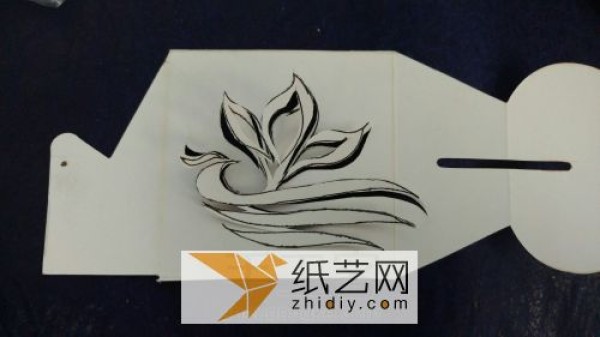 Abstract folk paper-cut phoenix for wedding room decoration