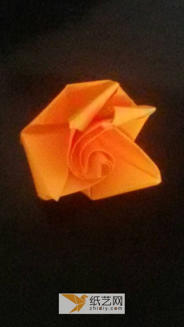 Simple ways to make origami rose rings for Valentines Day Creative DIY paper rose gifts