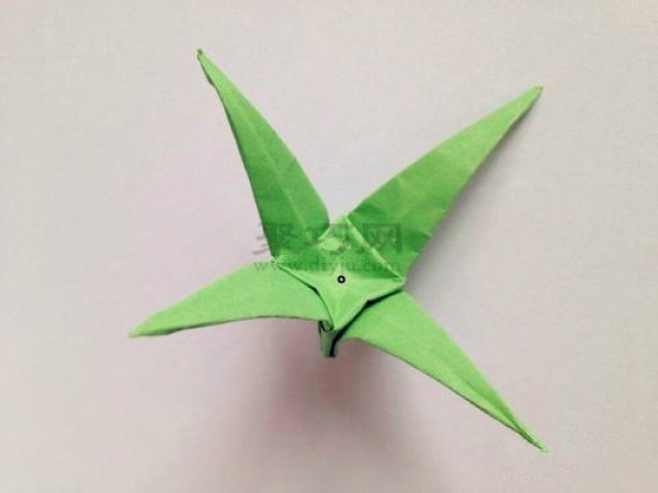 Illustration of folding calyx. Teach you how to make origami calyx by hand.