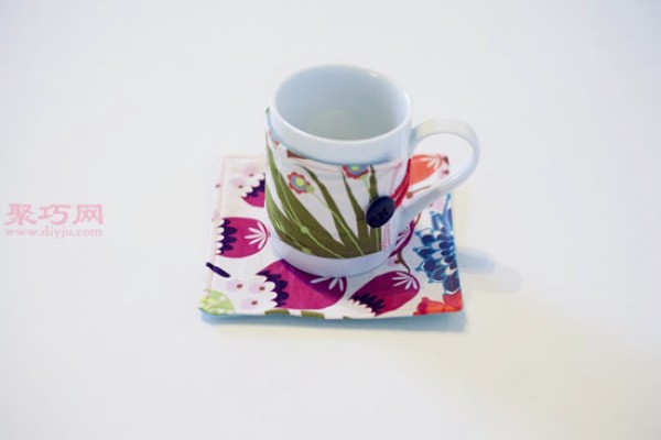 How to make your own square fabric coasters Handmade Chinese fabric cups