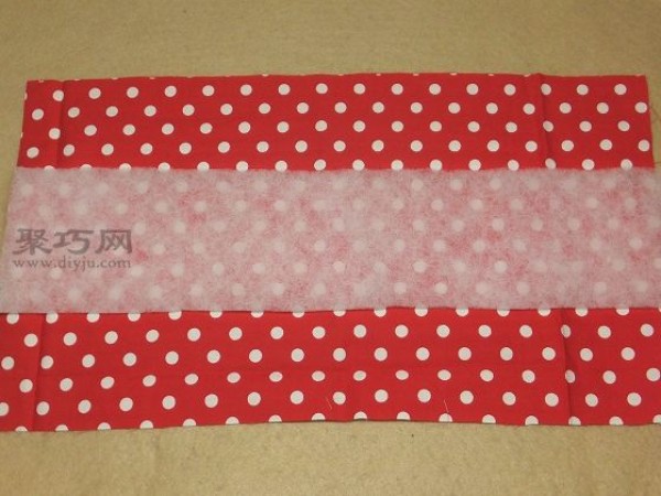 Mickey Mouse headband making tutorial. Learn how to make a cute fabric bow headband.