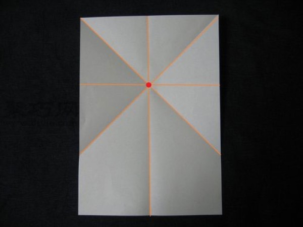 How to fold a peach heart out of rectangular paper. Illustrated tutorial on origami three-dimensional peach.