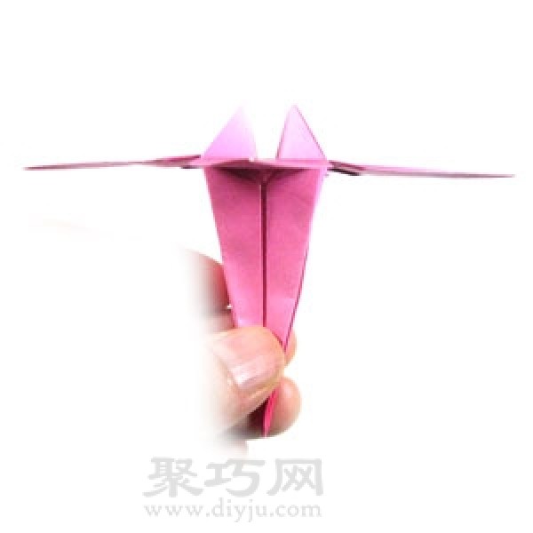 Simple origami lily flower folding method