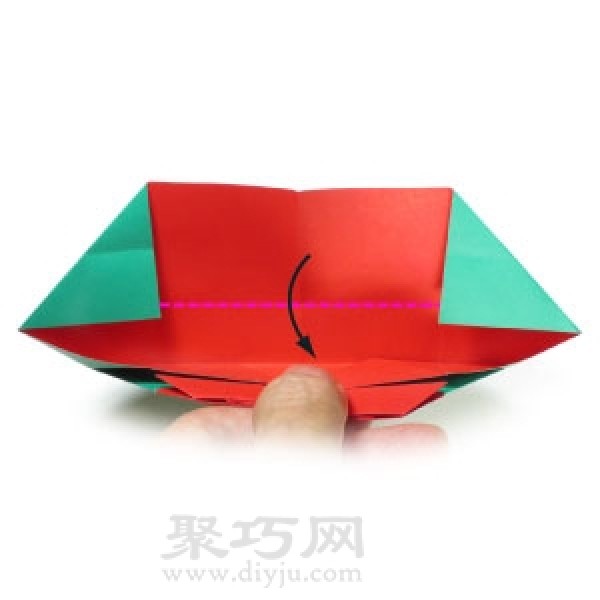 Illustration of steps to make origami heart-shaped boat