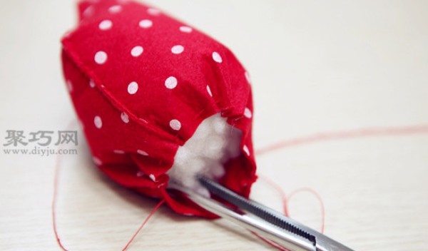 Handmade Fabric Pendant Cute Strawberry Pendant DIY Tutorial