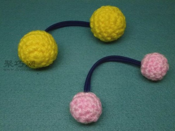 Wool headband weaving tutorial teaches you how to crochet a cute headband