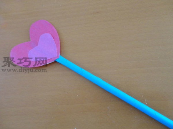 Origami heart-shaped magic wand tutorial. Teach you how to fold the Balala Little Magic Wand.