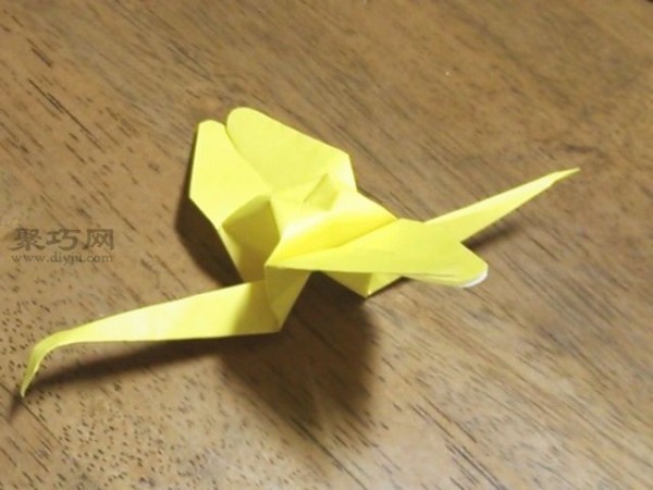 How to fold a 3D dragonfly using paper Insect origami tutorial illustration