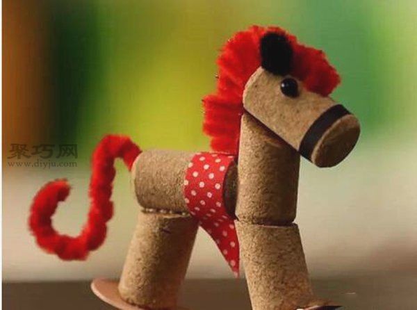 Kindergarten handmade red wine cork, how to DIY cute little wooden horse