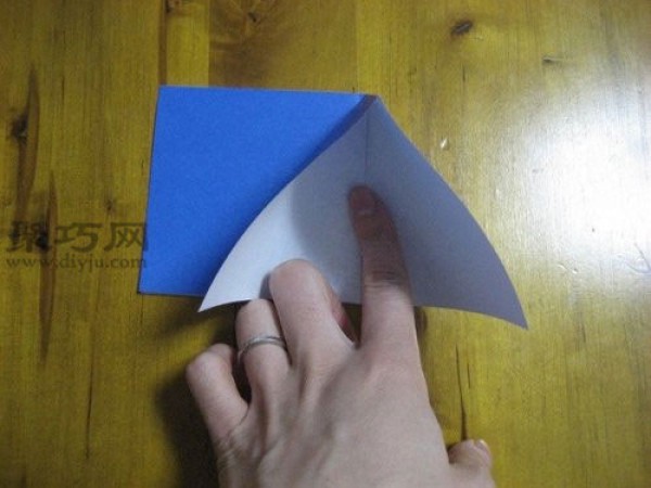 How to fold a piece of paper into a cube How to fold a piece of paper into a cube