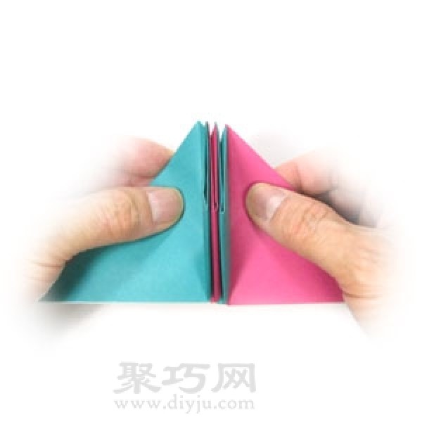 Illustration of handmade origami three-dimensional star folding method