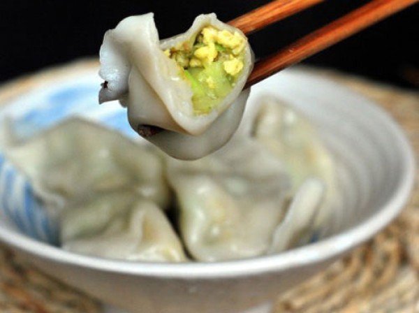 How to make zucchini, egg and shrimp skin dumpling fillings. How to make delicious vegetarian dumplings.