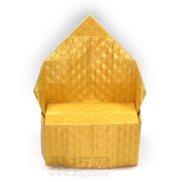 Simple folding method of origami throne