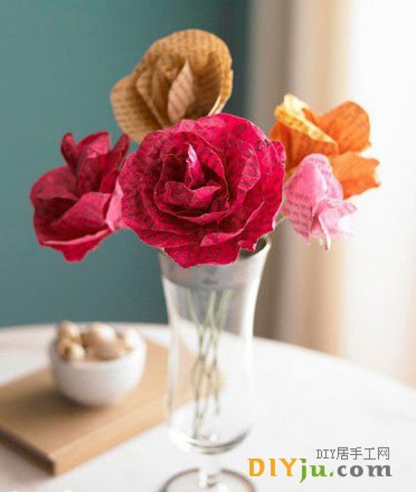 Use old magazine waste to make DIY paper roses