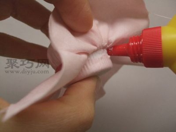 Creative needle bag making tutorial: Use plastic bottle caps to make needle bags