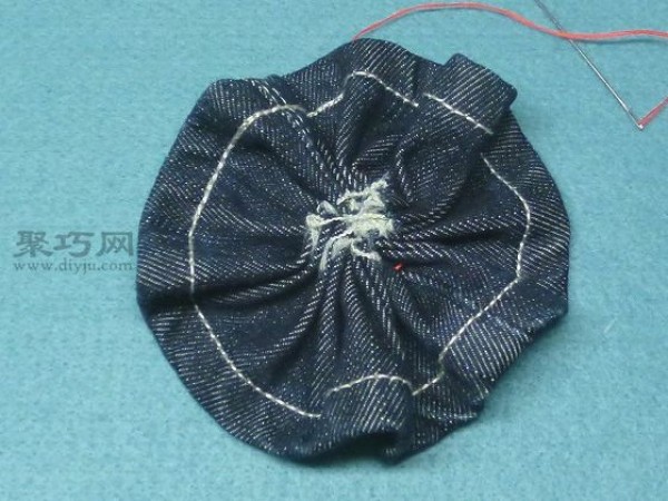 Jeans handmade modification tutorial teaches you how to make exquisite denim floral decorations