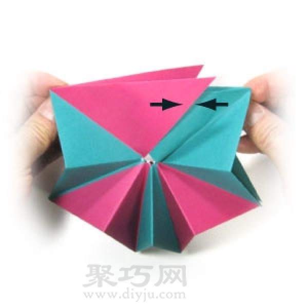 Illustration of handmade origami three-dimensional star folding method