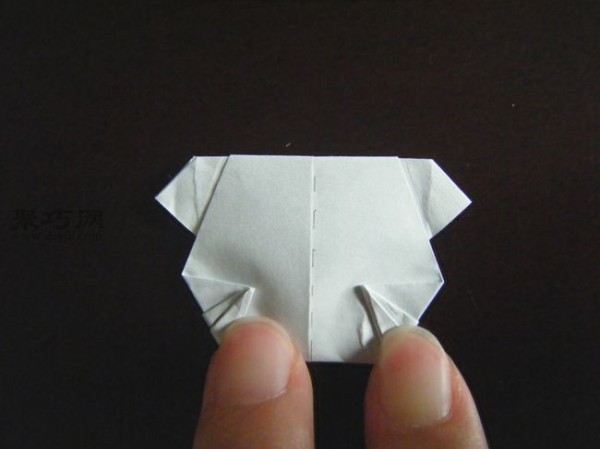 Giant panda hand-folded paper art creative three-dimensional giant panda origami tutorial