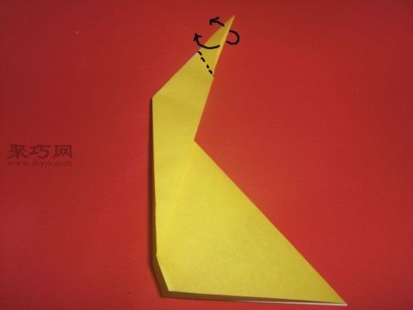 Animal origami for children: simple illustration of how to fold a giraffe