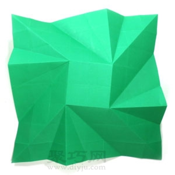 Hollow Cube Origami: Illustration of the folding method of forming a paper cube